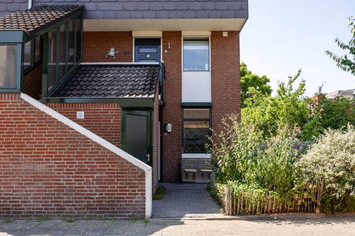 Zwaluwstraat 189 in Nijmegen foto