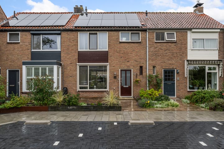 Zwaluwstraat 4 in Wormerveer