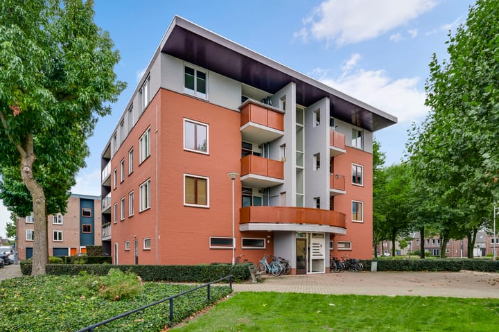 Zwaluwstraat 55 in Horst foto