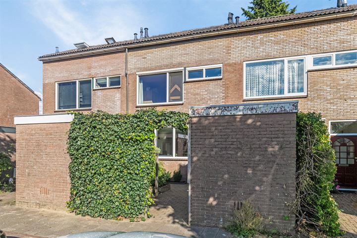 Zwaluwstraat 92 in Ermelo foto