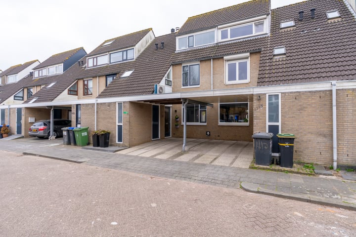 Zwanenkamp 1114 in Maarssen