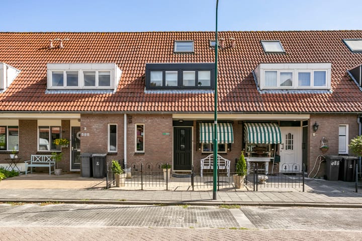 Zwanenkamp 587 in Maarssen foto