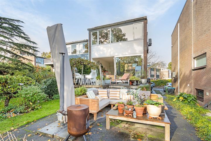Zwanenzijde 8 in Leiden foto