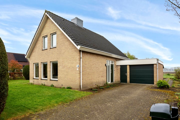 Zwarteweg 5 in Nieuw-Amsterdam