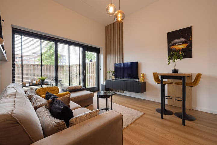 Zwedenstraat 7 in Almere foto