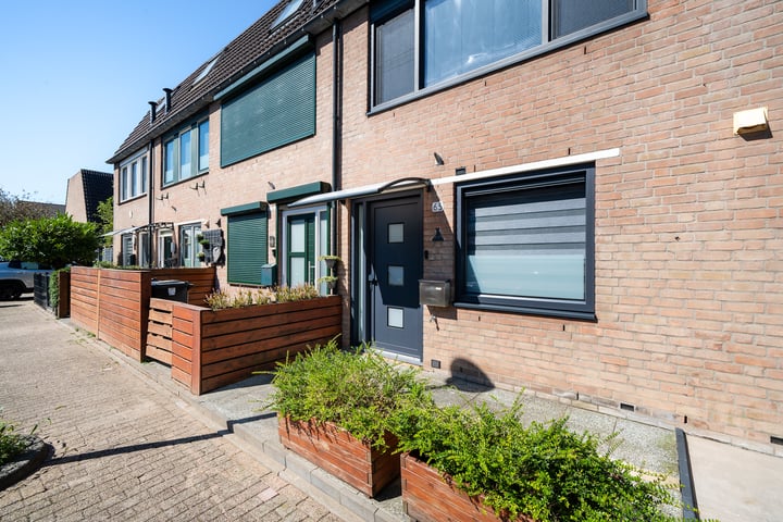 Zwijnsbergenweg 65 in Rotterdam foto