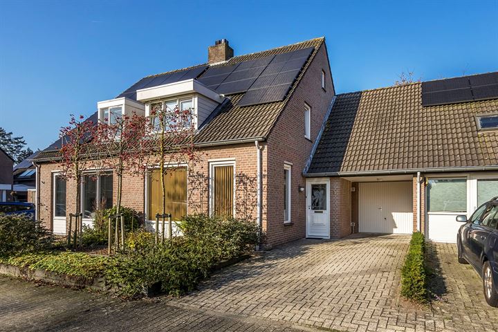 Zwikkerstraat 14 in Best foto
