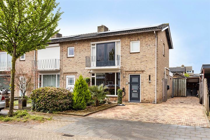 Zwingelstraat 5 in Oss foto