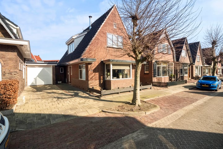 Zwinstraat 4 in Den Oever